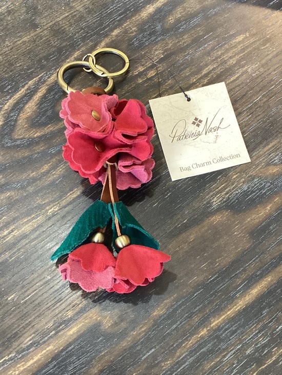 Patricia Nash Accessories - Patricia Nash Hydrangea Floral Leather Bag Charm Keychain